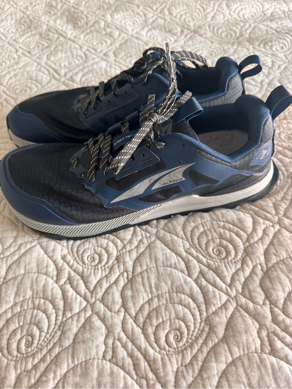 Altra Blue and Black Men's Trail Running Shoes size 11